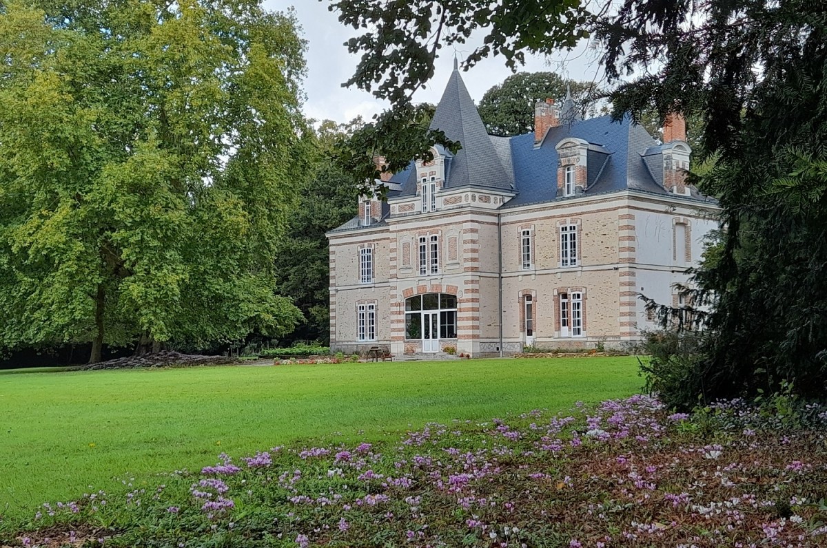 Location salle de réception chateau maine